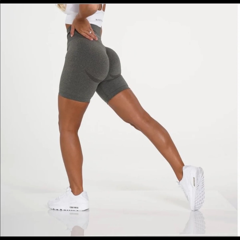 ❌SOLD❌Medium Nvgtn green khaki shorts